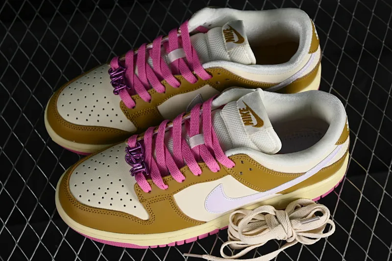 All categories Nk SB Dunk series Nk SB Dunk Low low-top sneakers Nk Dunk Low "Just Do It" pink SB low-top casual sneakers FD8683-700